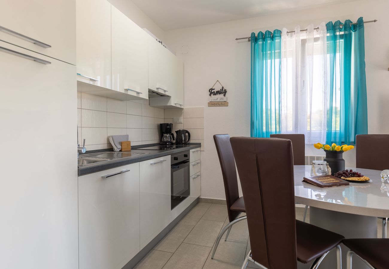 Apartment in Starigrad - Apartment Sea & Stone No.3 with balcony
