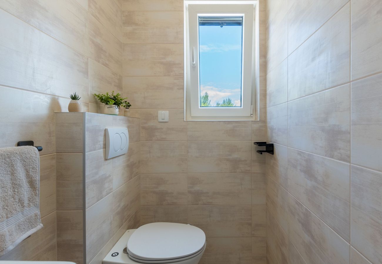 Apartment in Vir - Holiday House Radovic with Pool