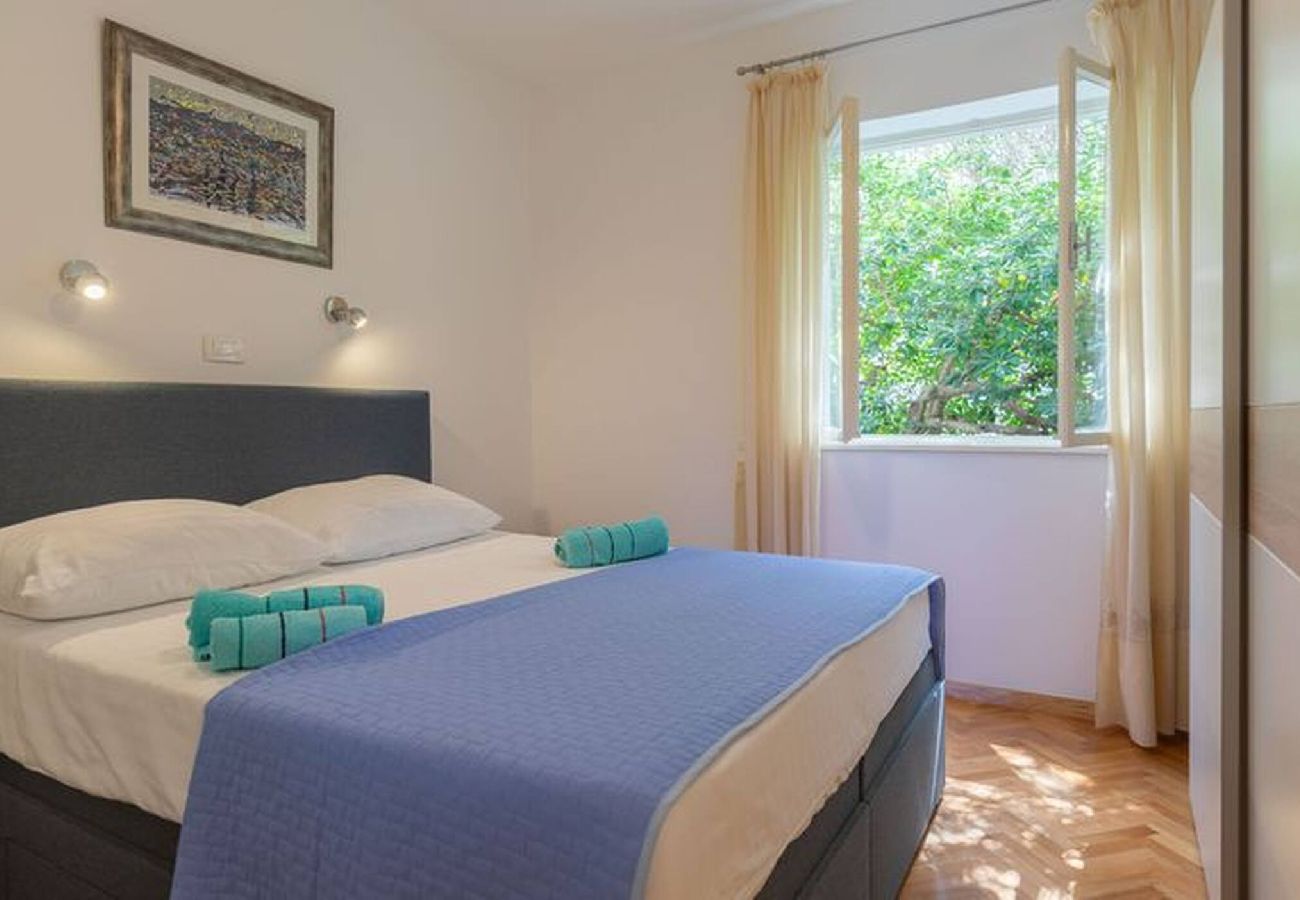 House in Maslenica - Holiday Home Dulcis near the Beach in Maslenica