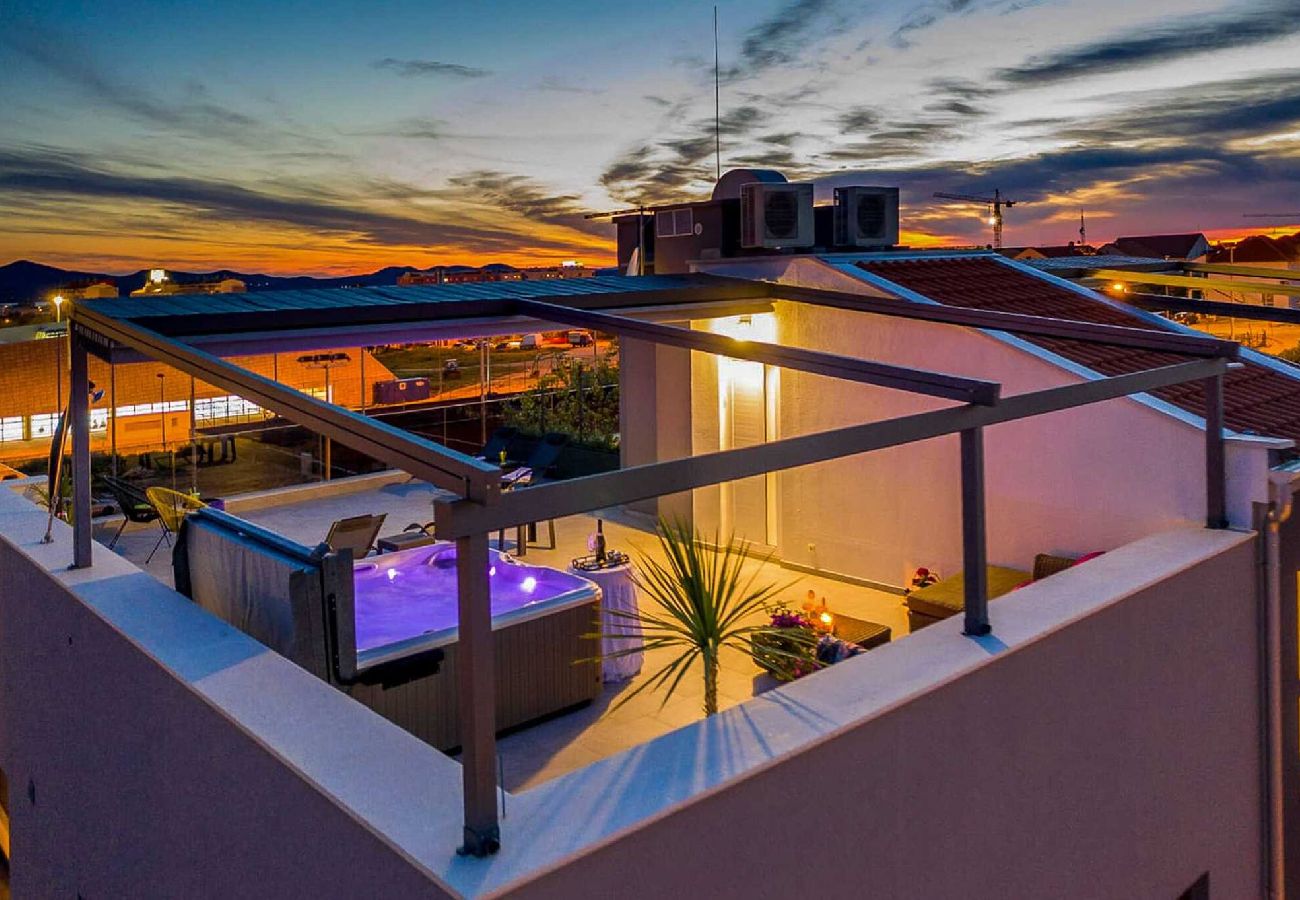 Apartment in Zadar - Penthouse 5 with Whirlpool and Sea View