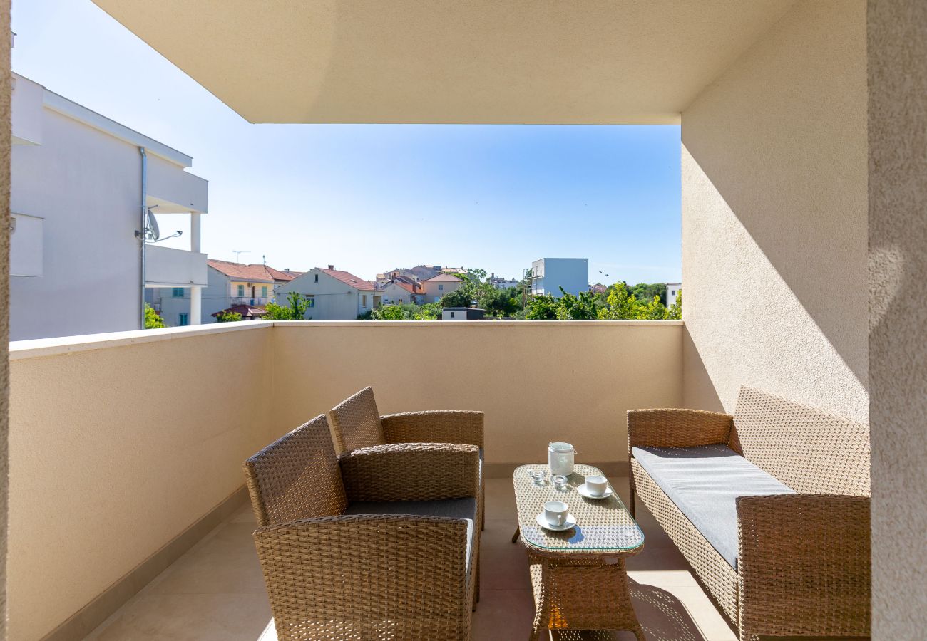 Apartment in Zadar - Apartment Klanac 1 with Balcony