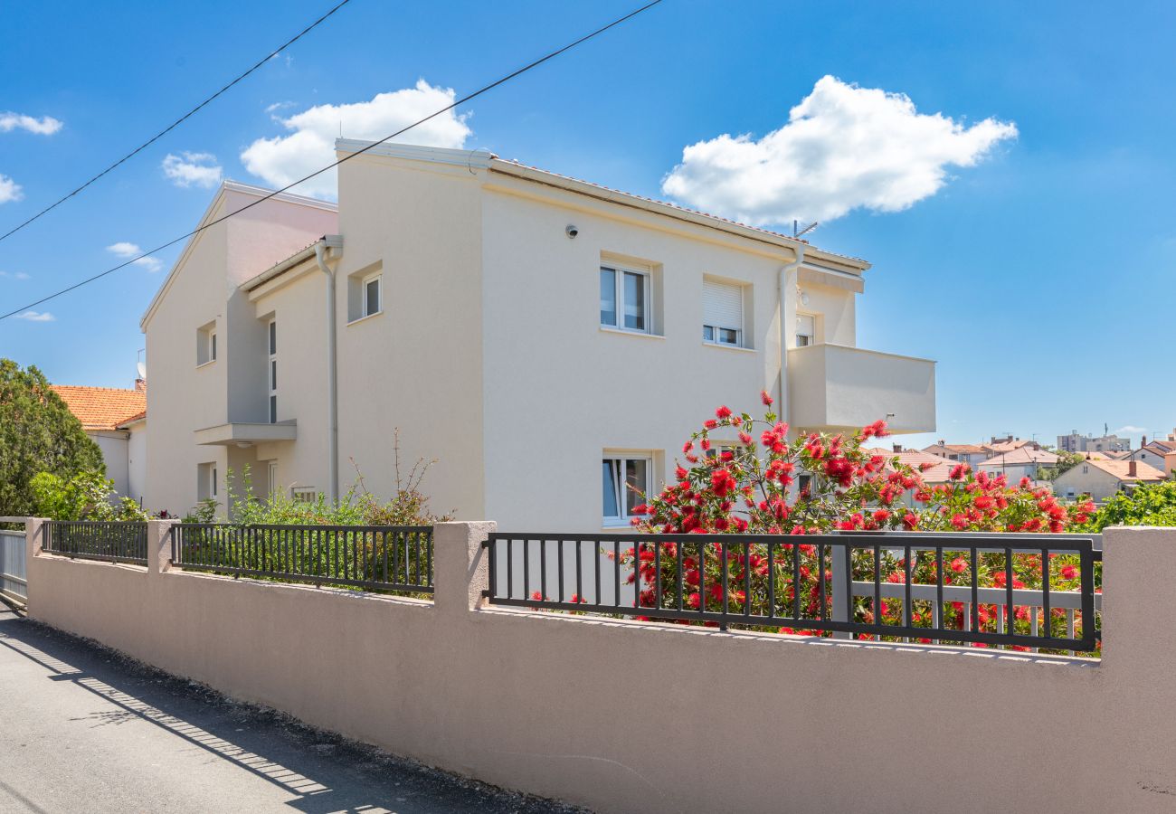 Apartment in Zadar - Apartment Klanac 1 with Balcony