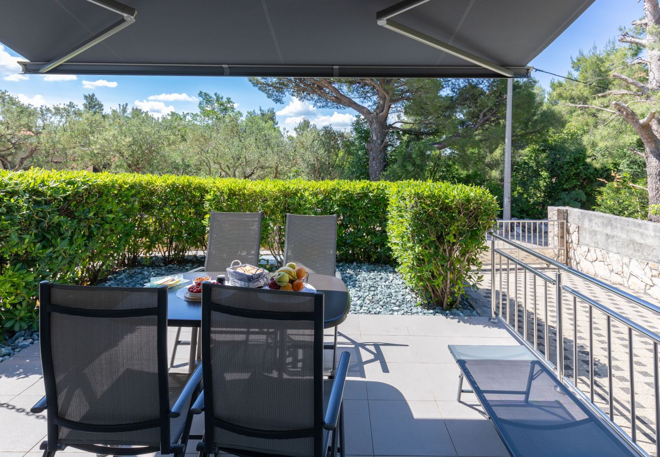 Apartment in Starigrad - Apartment Sea & Stone No.1 near the beach