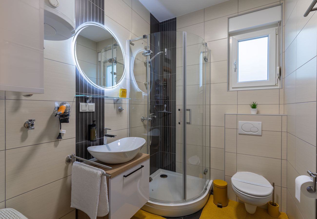 Apartment in Starigrad - Apartment Sea & Stone No.1 near the beach