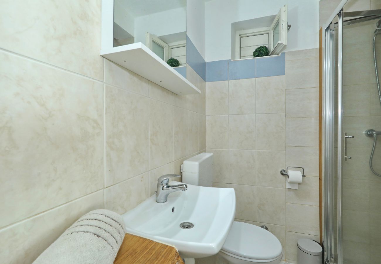 House in Dobropoljana - Holiday Home Despoja near Natural Beach