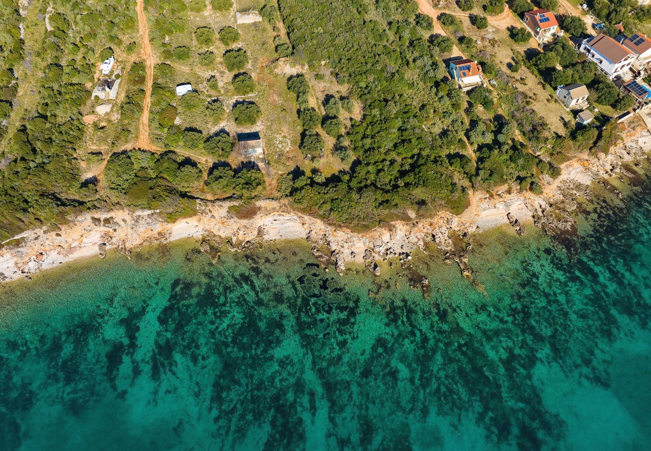 House in Dobropoljana - Holiday Home Despoja near Natural Beach