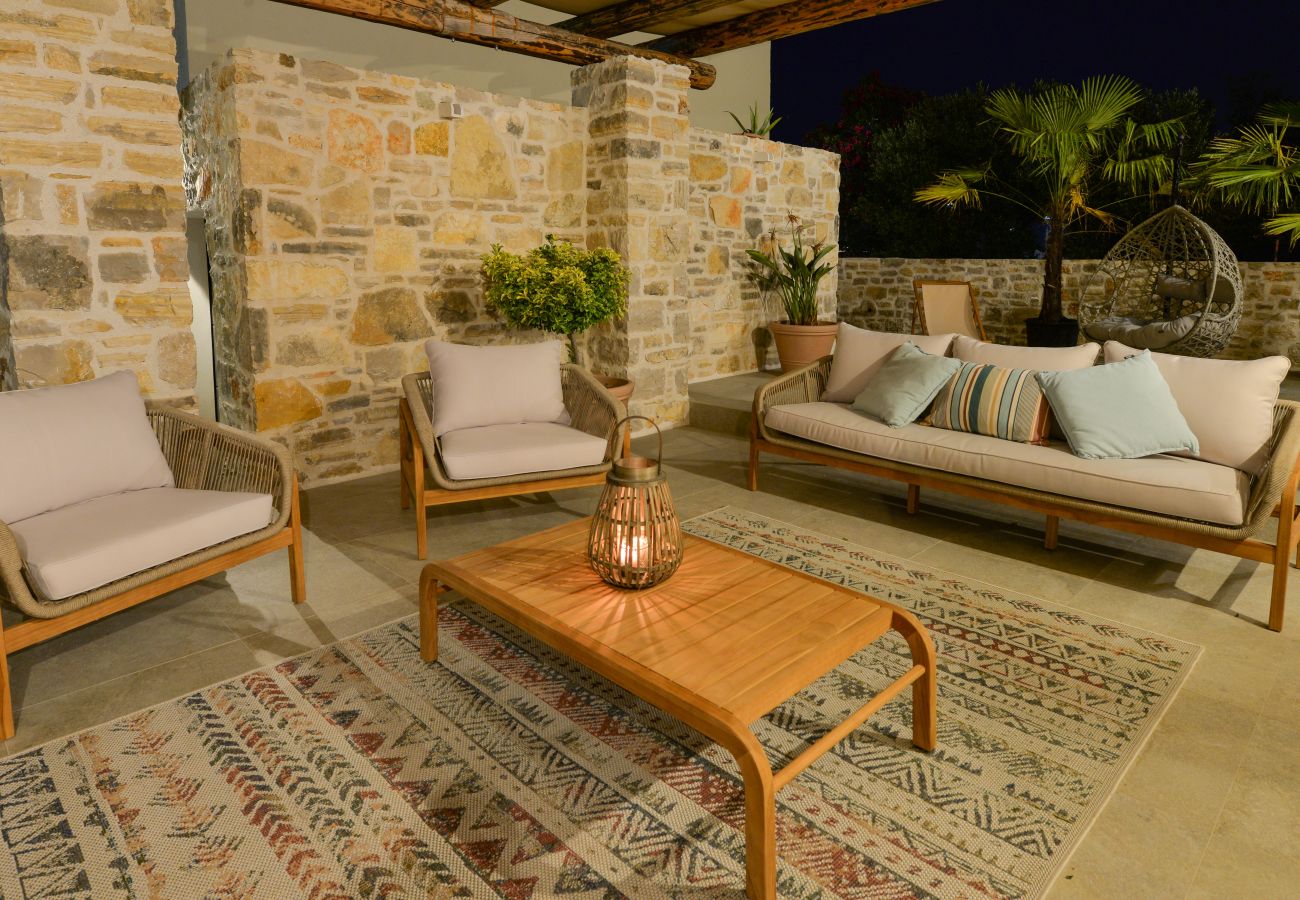 Villa in Dobropoljana - Villa Magna with heated pool