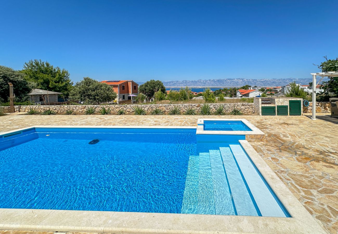 House in Vir - Holiday Home Artano with Private Pool