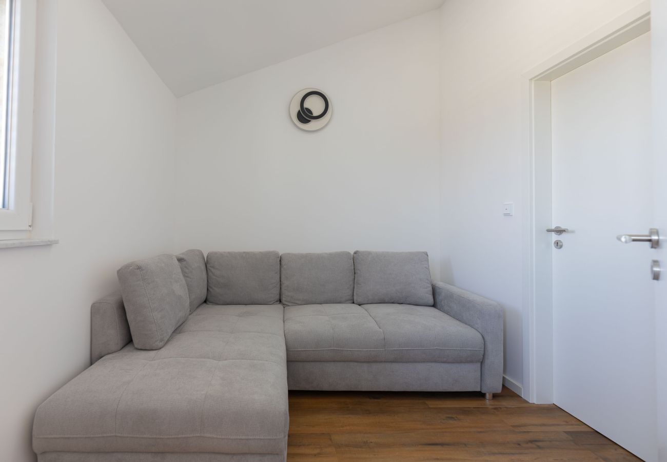 House in Vir - Holiday Home Artano with Private Pool