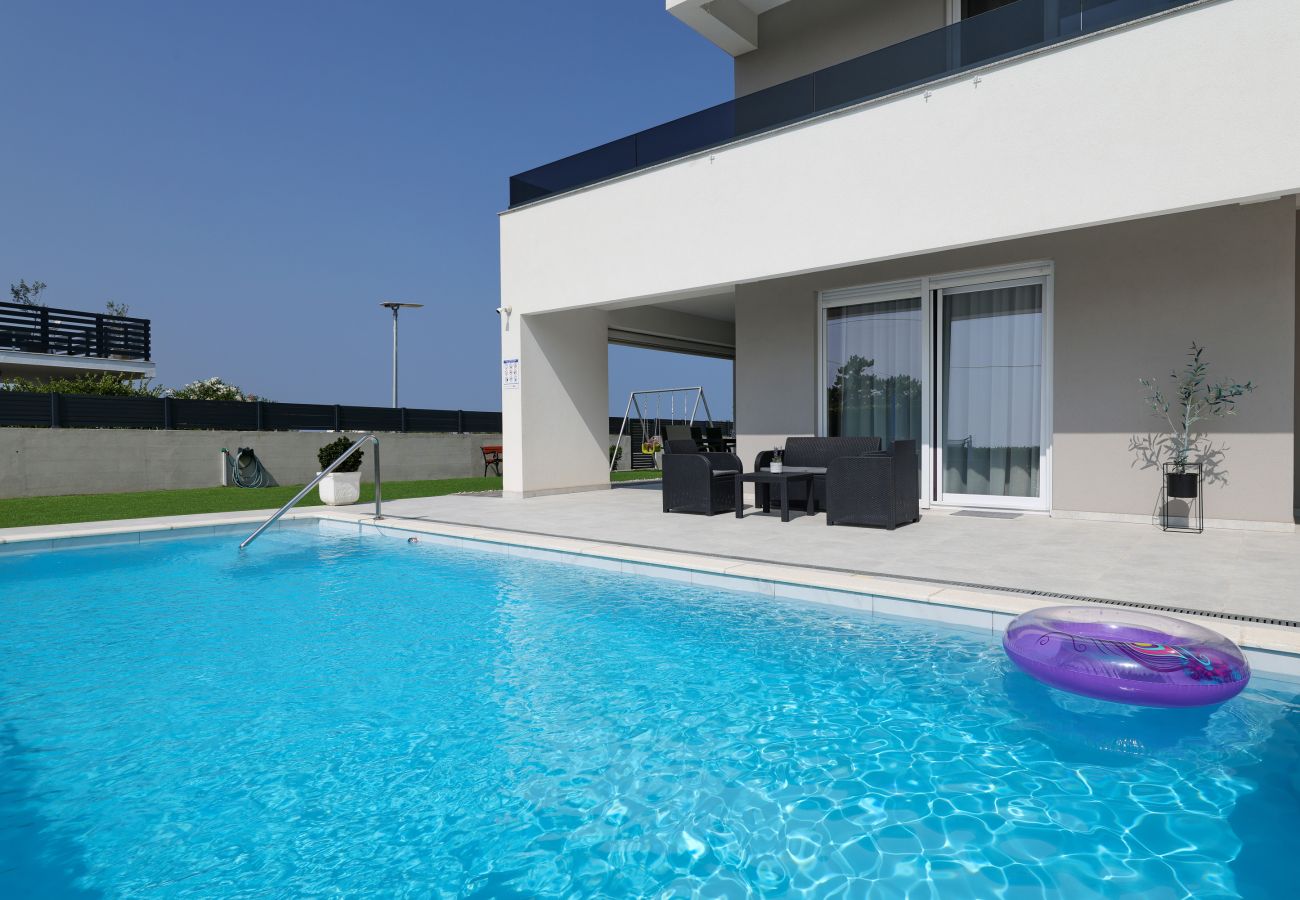 Villa in Vrsi - Pool Villa Marpe in Vrsi