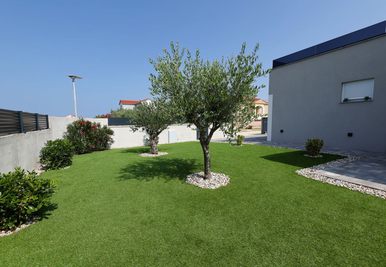 Villa in Vrsi - Pool Villa Marpe in Vrsi