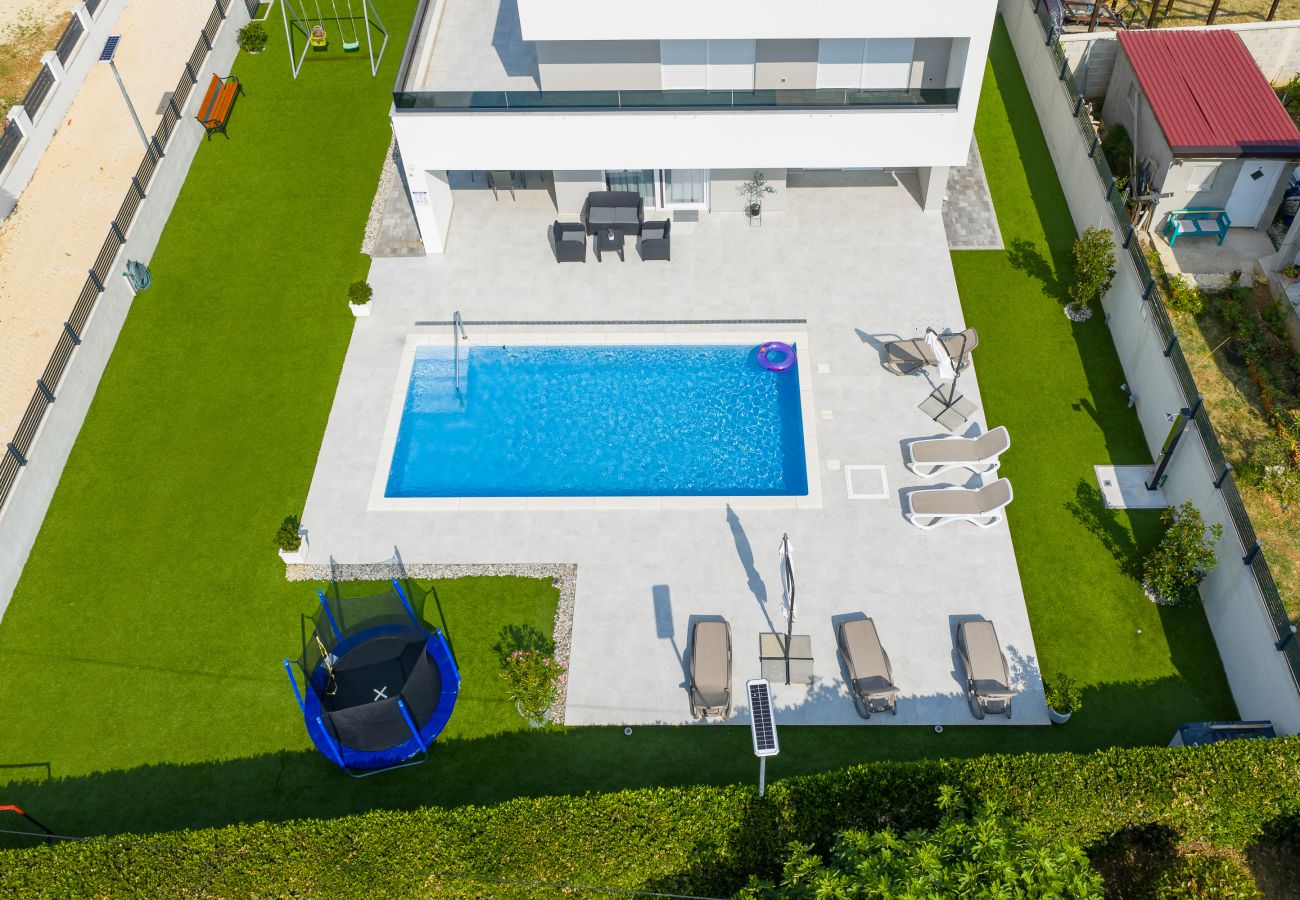 Villa in Vrsi - Pool Villa Marpe in Vrsi