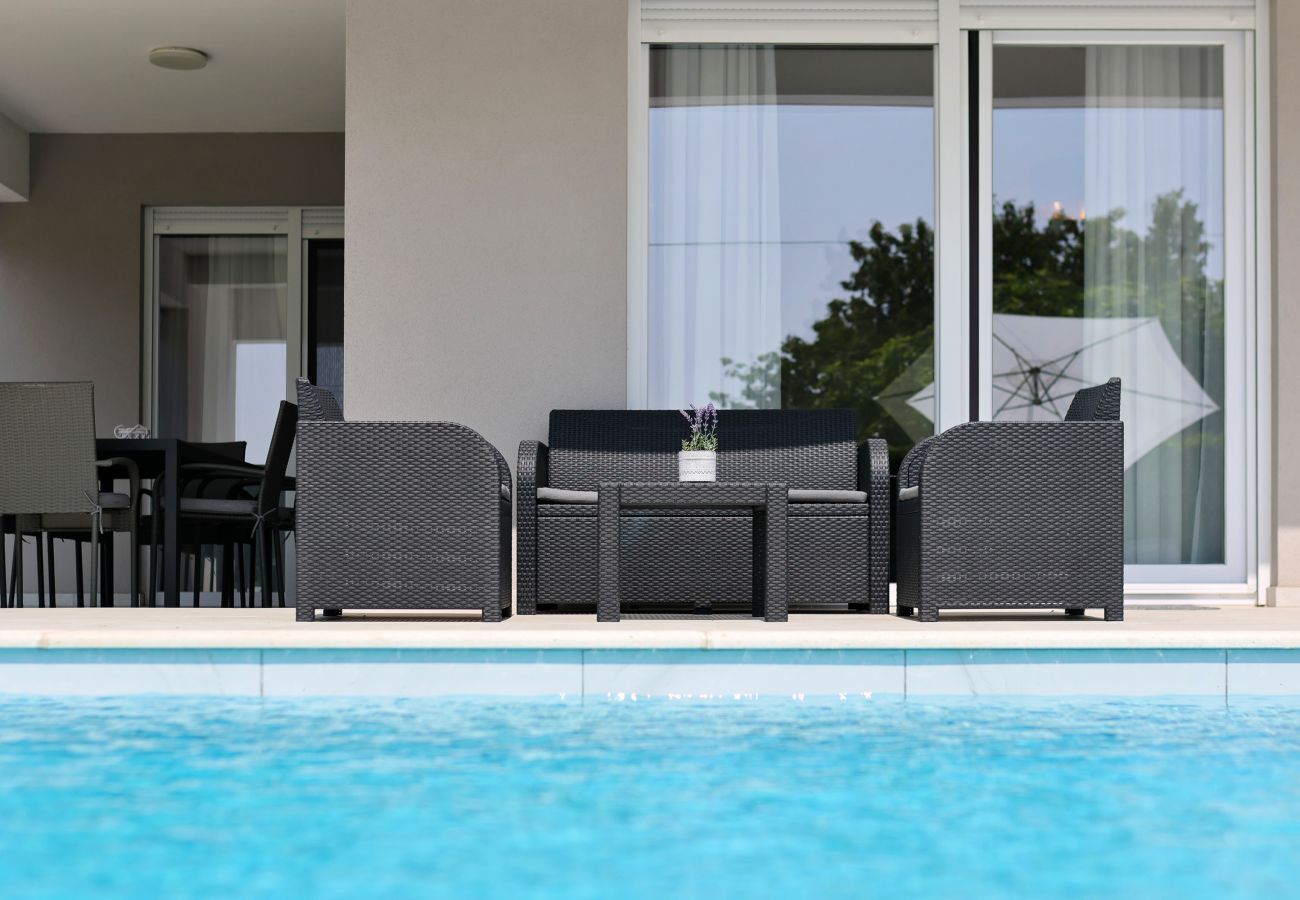 Villa in Vrsi - Pool Villa Marpe in Vrsi