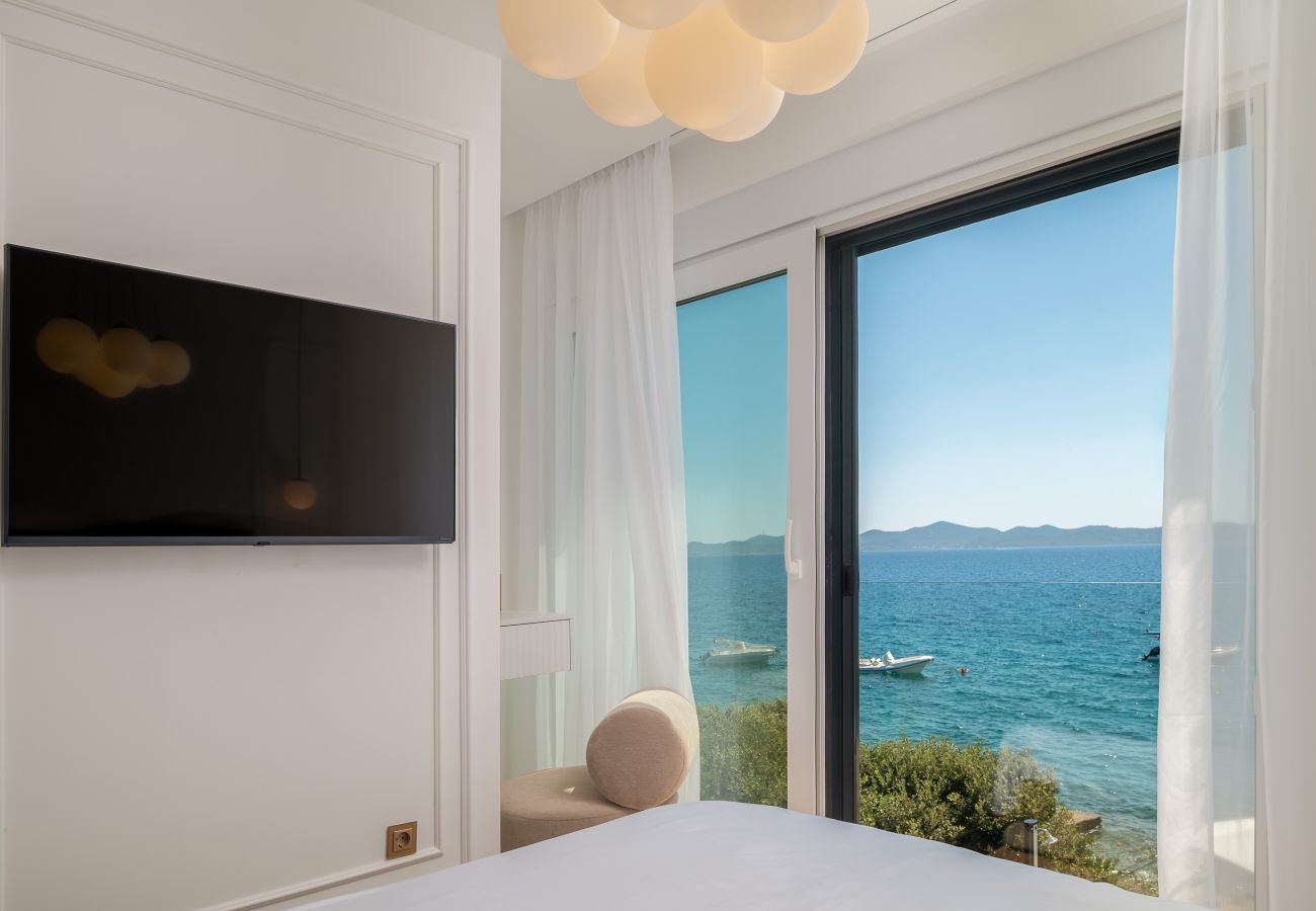 Villa in Kožino - Villa Silvio directly by the sea with infinity pool