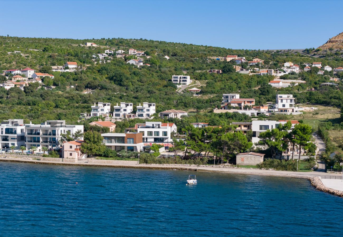 Apartment in Rovanjska - Apartment Bay View with Private Pool