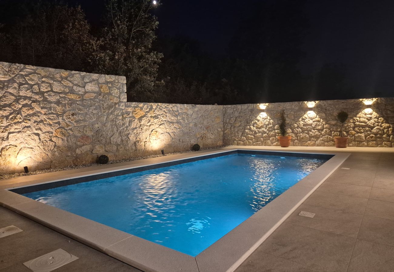 Apartment in Rovanjska - Apartment Bay View with Private Pool
