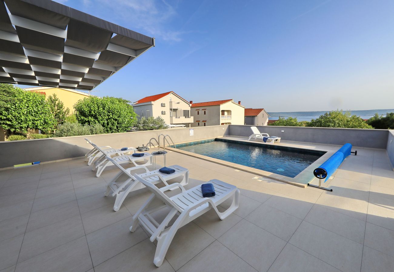 House in Maslenica - Holiday Home Maslenica with Heated Private Pool