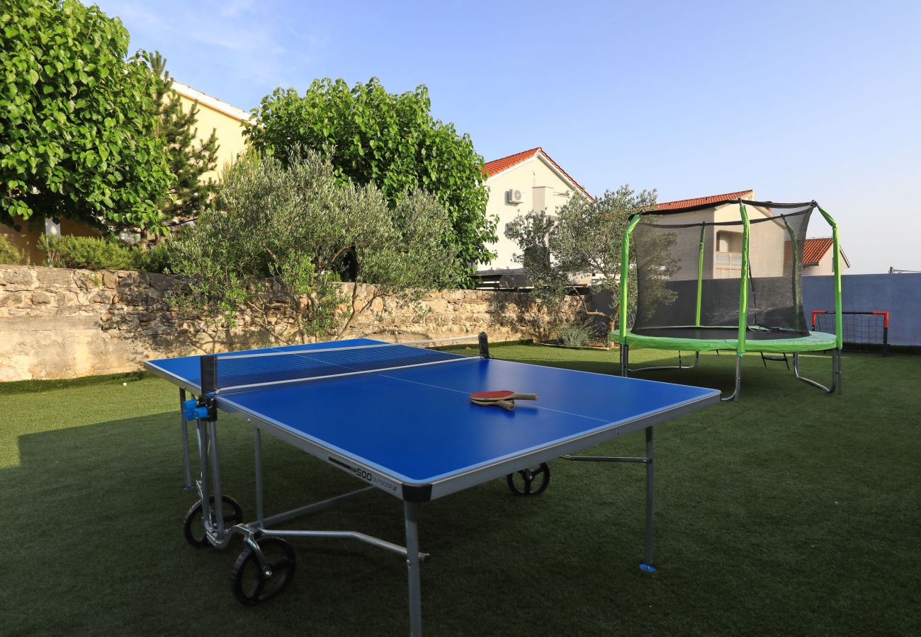 House in Maslenica - Holiday Home Maslenica with Heated Private Pool