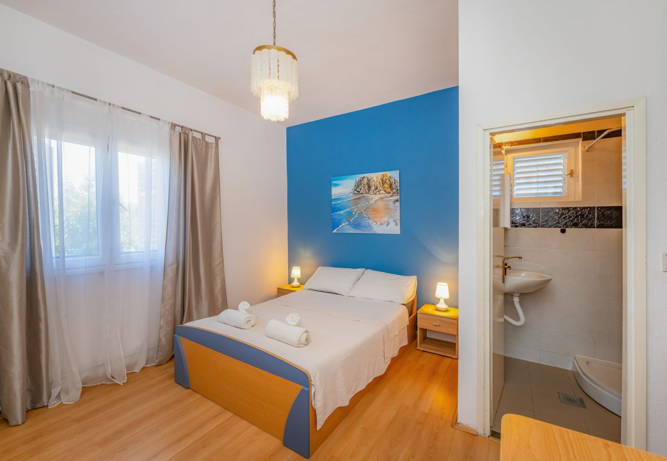 Apartment in Starigrad - Apartment Nina No.1 near Paklenica