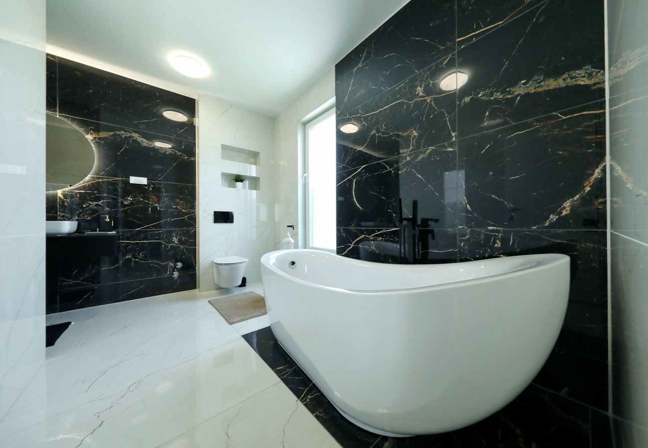 Villa in Zadar - Villa Depaja with Heated Pool