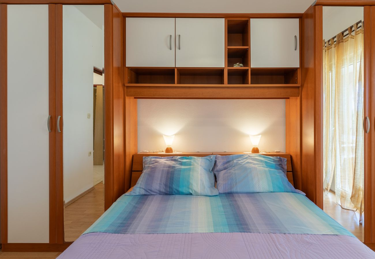 Ferienhaus in Vir - Ferienhaus Manuela mit privatem Strandzugang