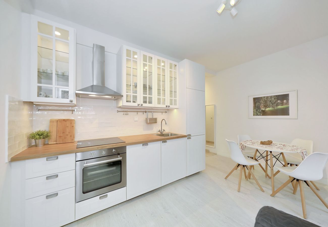 Ferienwohnung in Starigrad - Ferienwohnung Candela 2 direkt am Meer