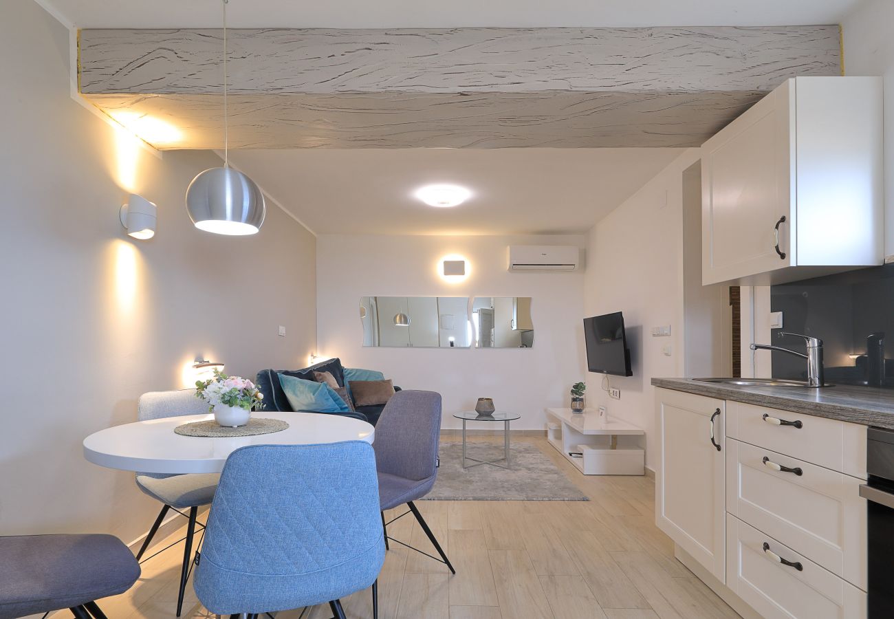 Ferienwohnung in Nin - Ferienwohnung Jakov 1 nahe Sandstrand