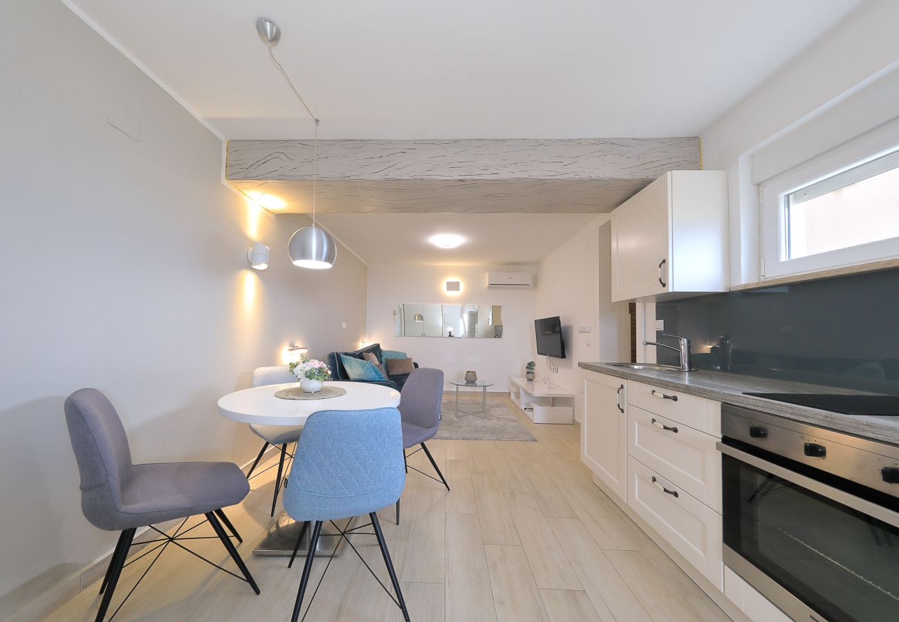 Ferienwohnung in Nin - Ferienwohnung Jakov 1 nahe Sandstrand