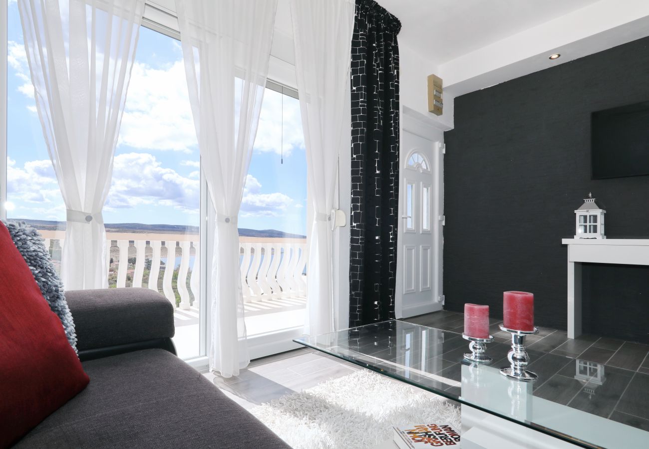 Ferienwohnung in Rovanjska - Ferienwohnung Marina No.2 mit Meerblick