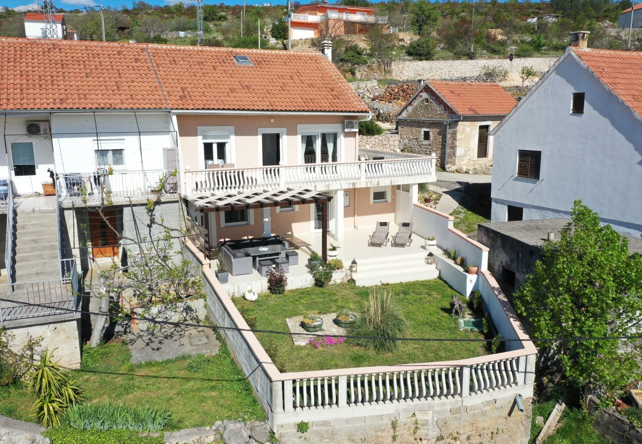 Ferienwohnung in Rovanjska - Ferienwohnung Marina No.2 mit Meerblick