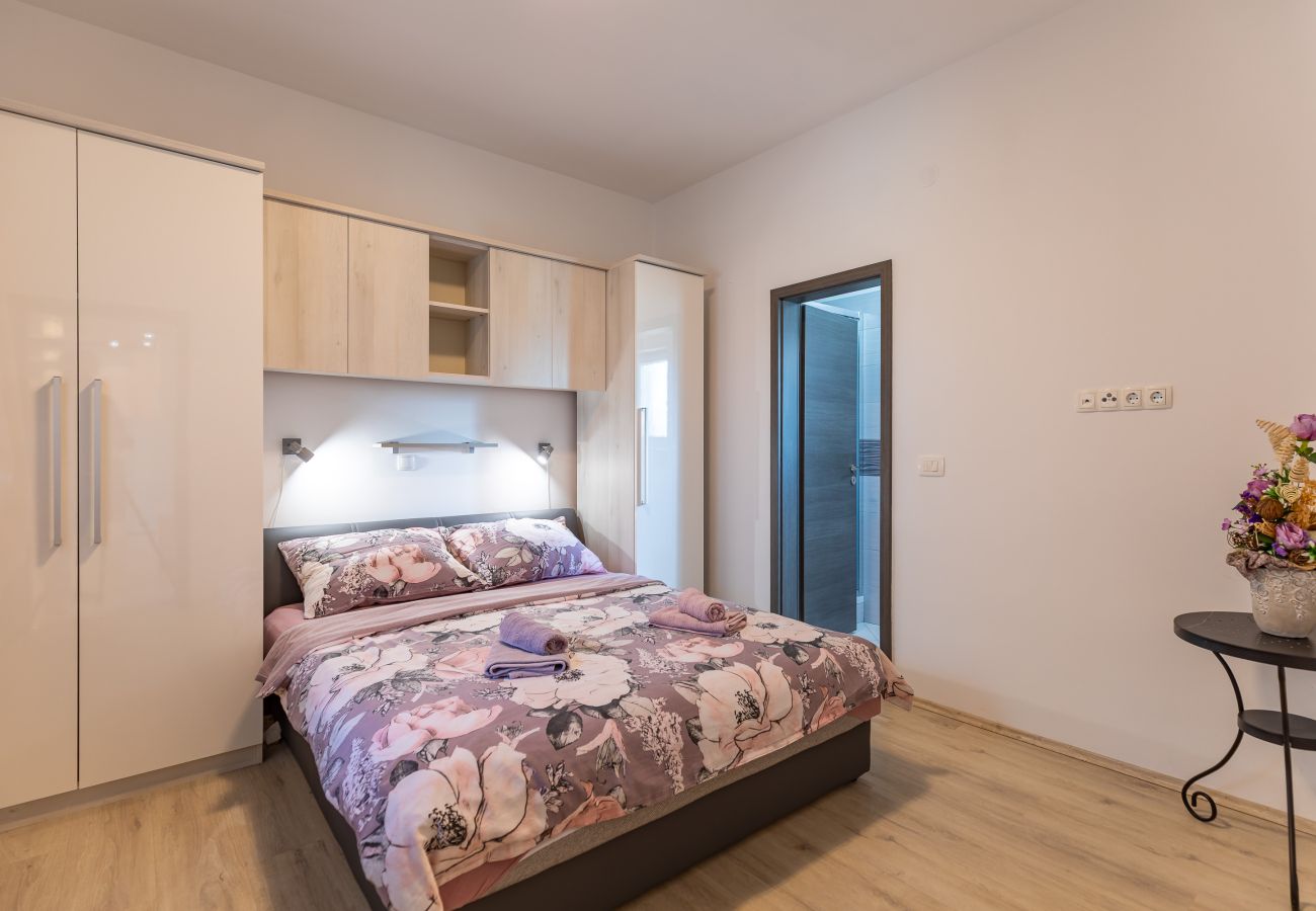Ferienhaus in Vir - Ferienhaus Ana Maria am Strand