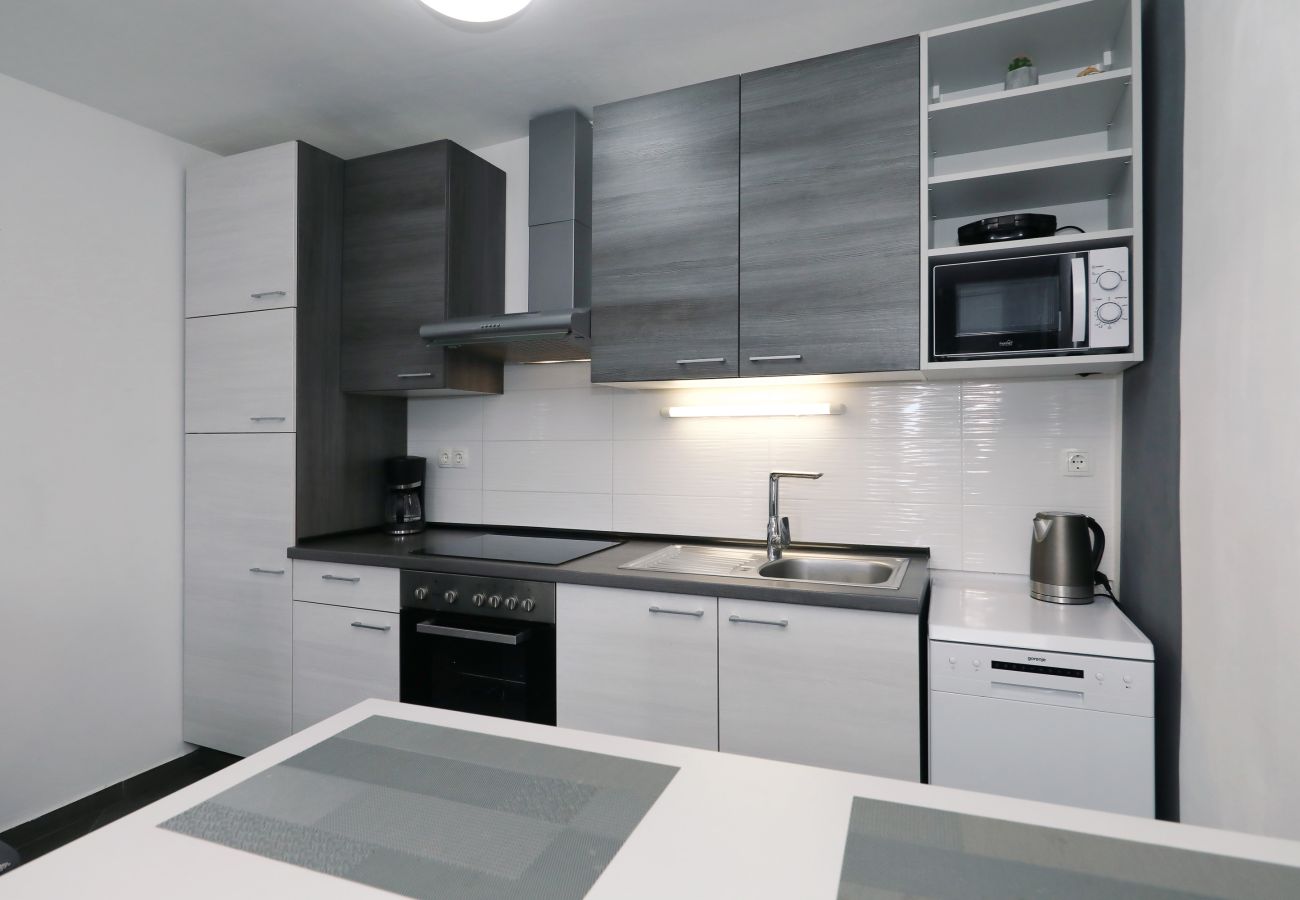 Ferienwohnung in Rovanjska - Ferienwohnung Marina No.1 mit Meerblick