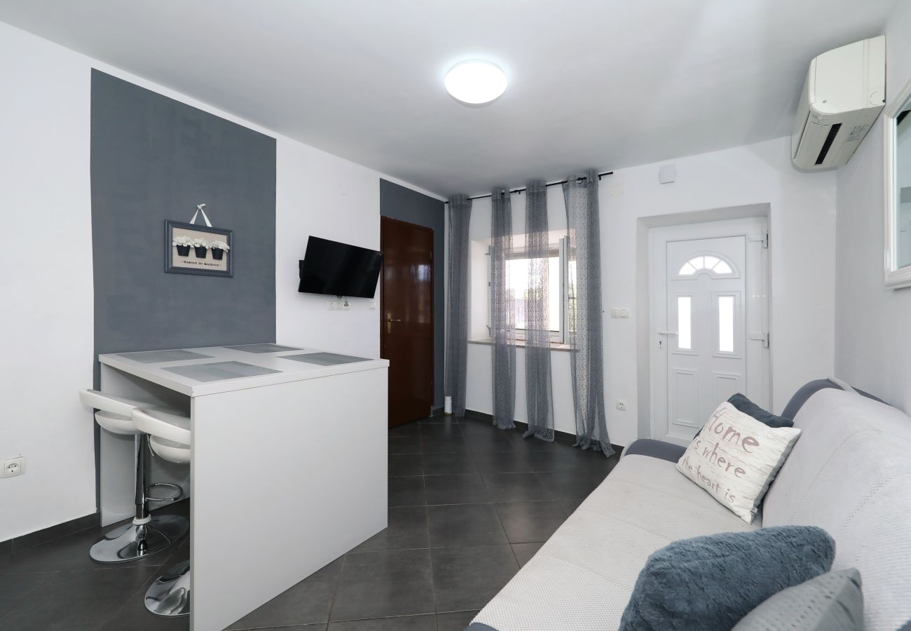 Ferienwohnung in Rovanjska - Ferienwohnung Marina No.1 mit Meerblick
