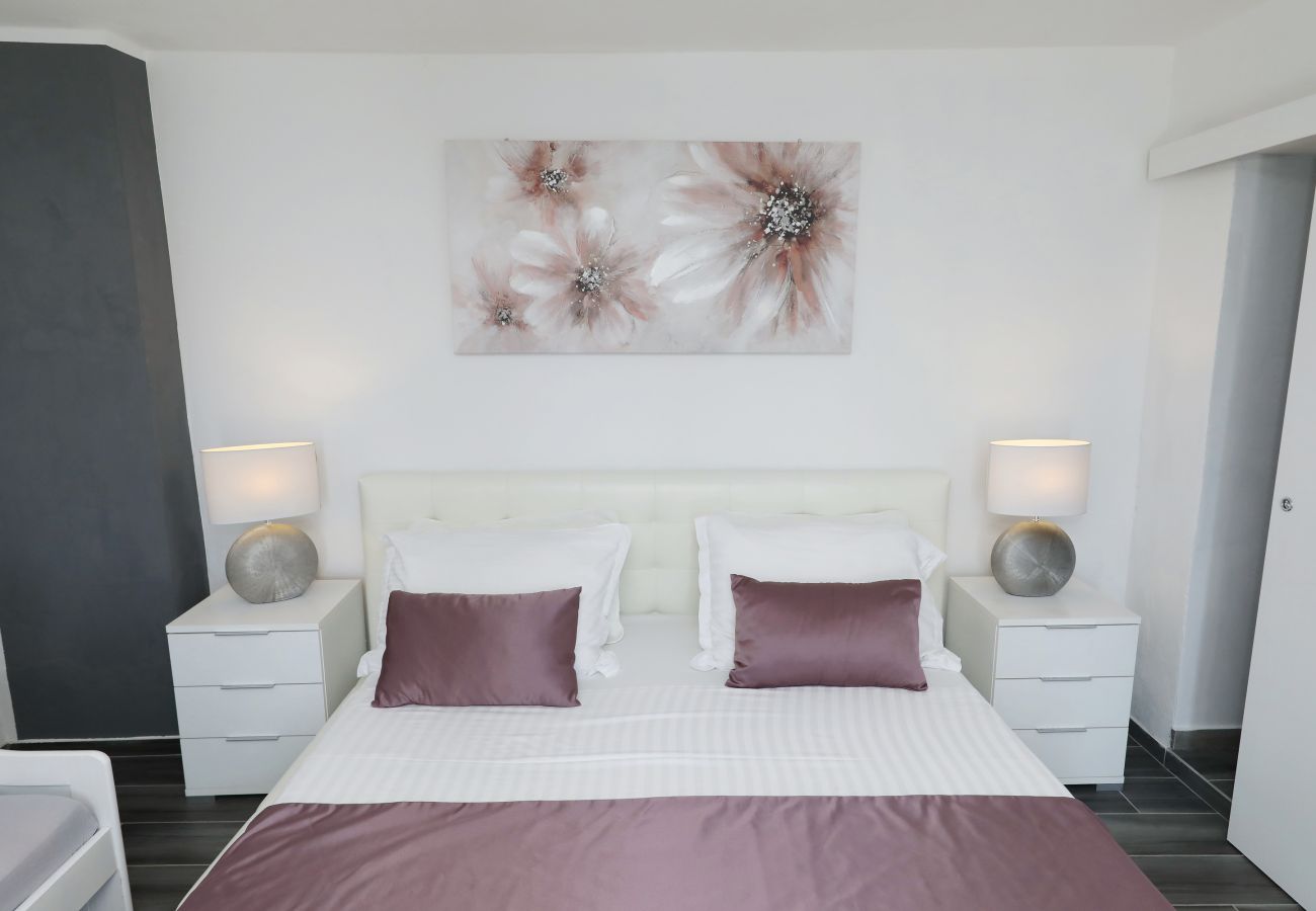 Ferienwohnung in Rovanjska - Ferienwohnung Marina No.1 mit Meerblick