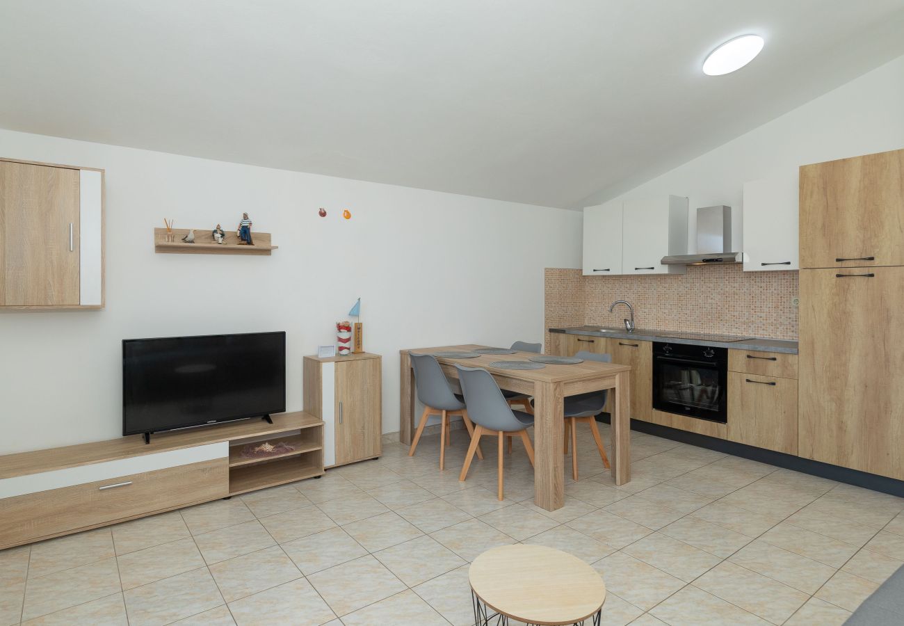 Ferienwohnung in Vrsi - Ferienwohnung Perinic No.2 in Vrsi