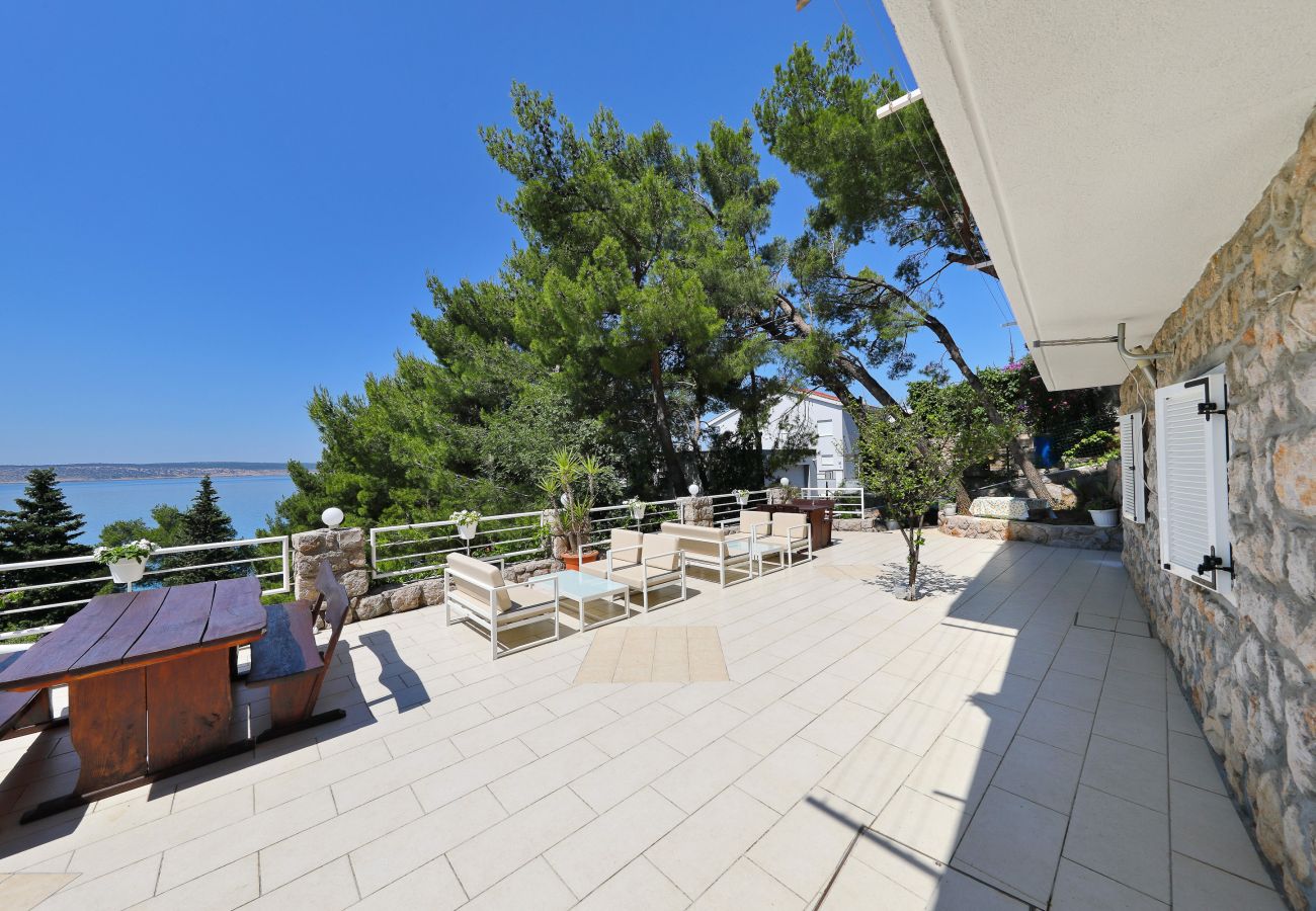 Ferienwohnung in Starigrad - Ferienwohnung Candela 5 direkt am Meer