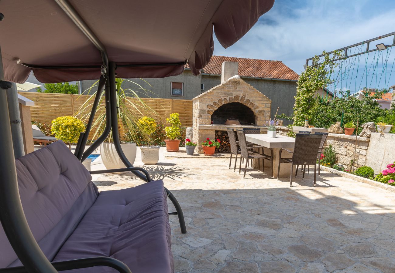 Ferienwohnung in Zadar -  Ferienwohnung Goga 2 mit Gemeinschaftspool