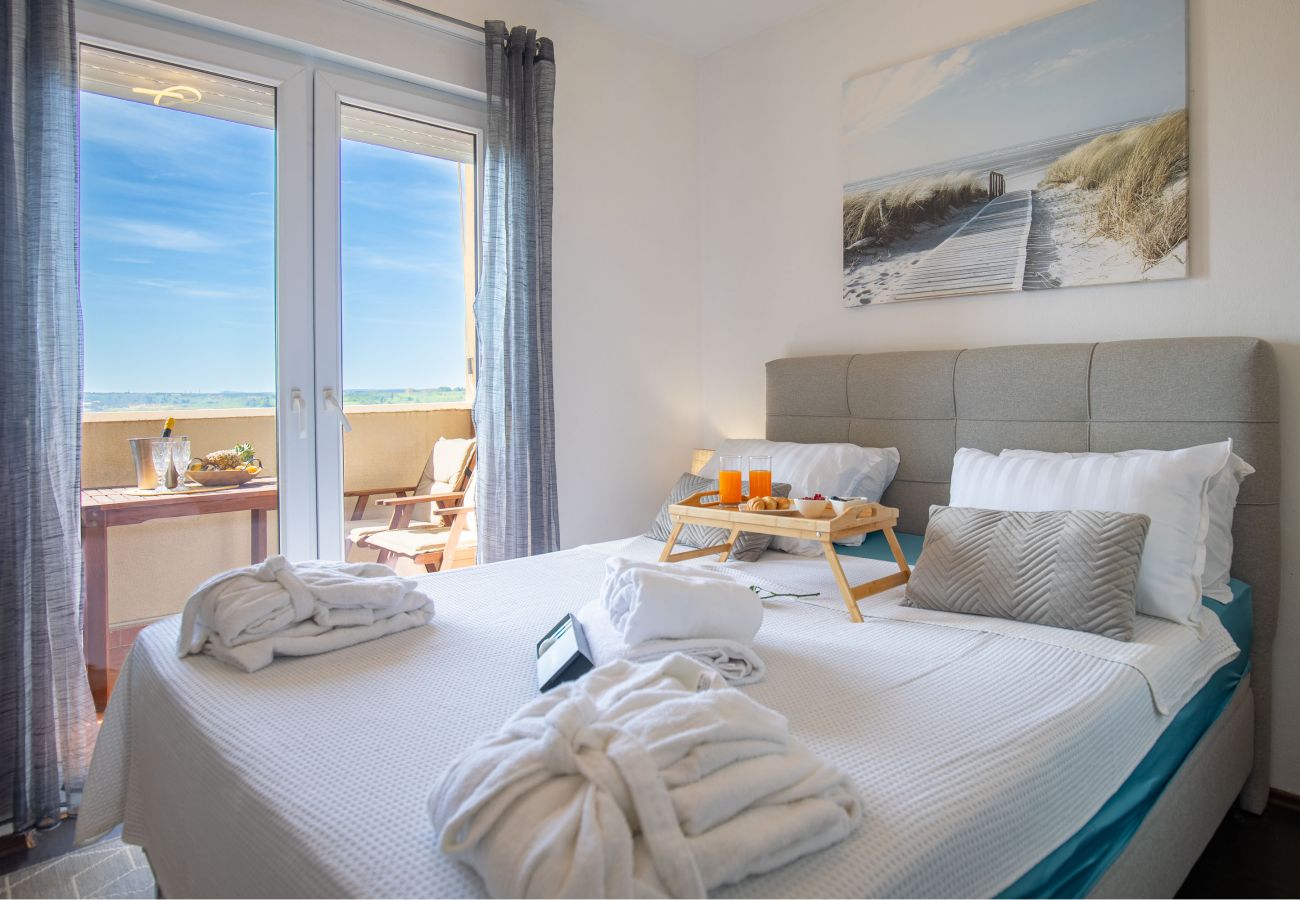 Ferienwohnung in Nin - Sandstrand 2 mit Meer- und Bergblick