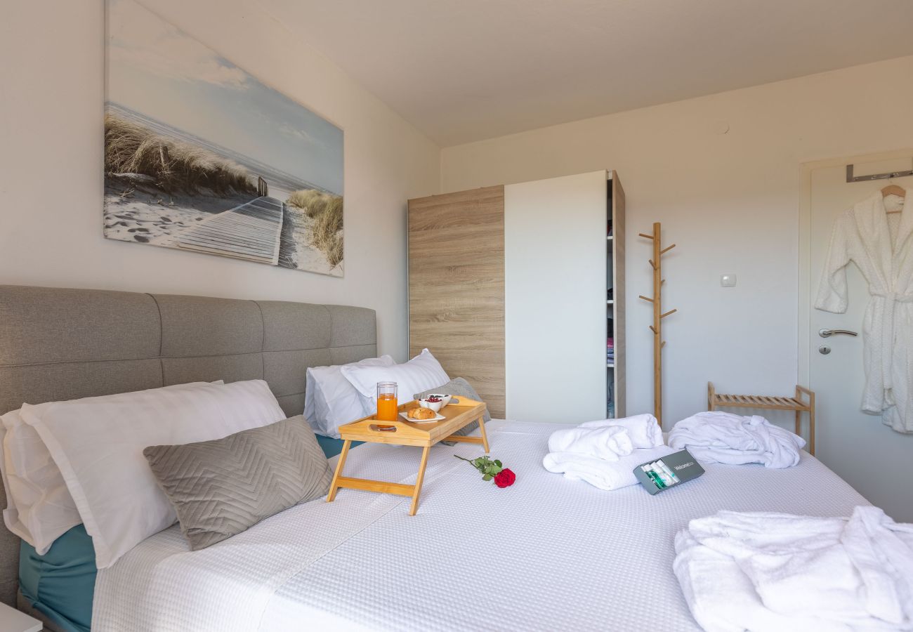 Ferienwohnung in Nin - Sandstrand 2 mit Meer- und Bergblick
