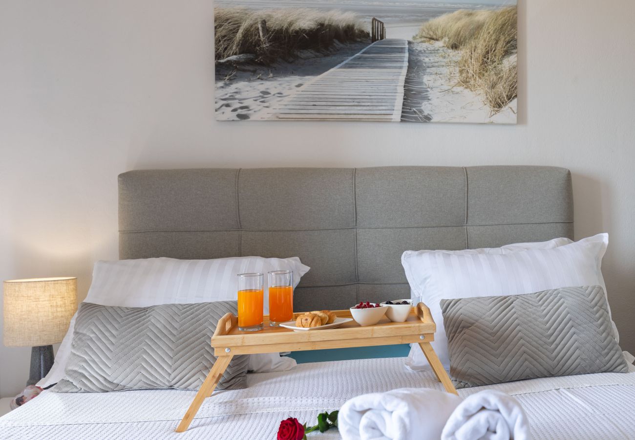 Ferienwohnung in Nin - Sandstrand 2 mit Meer- und Bergblick