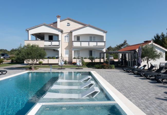 Ferienwohnung in Vir - Ferienwohnung Suva Punta 2 direkt am Meer
