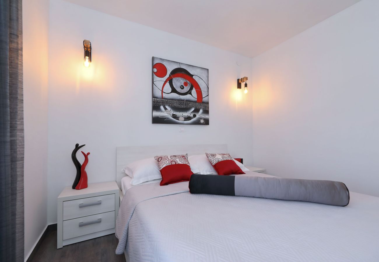 Ferienwohnung in Vir - Ferienwohnung Suva Punta 3 direkt am Meer