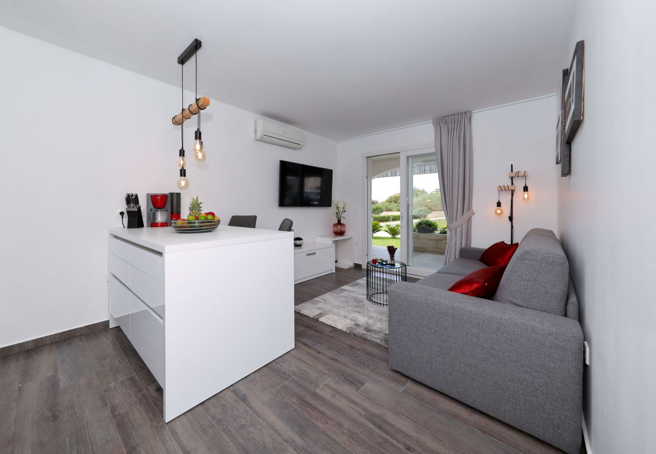 Ferienwohnung in Vir - Ferienwohnung Suva Punta 3 direkt am Meer