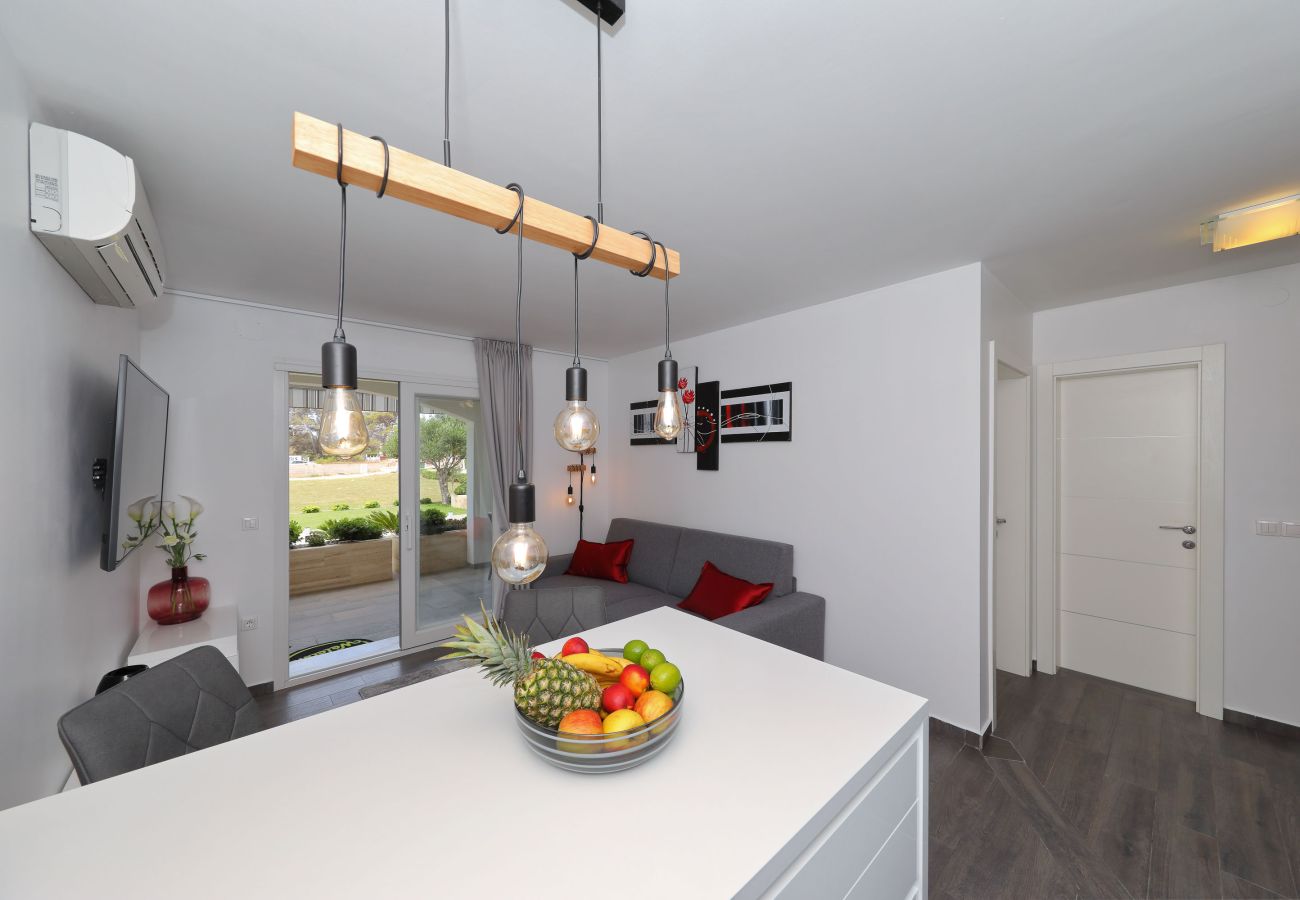 Ferienwohnung in Vir - Ferienwohnung Suva Punta 3 direkt am Meer