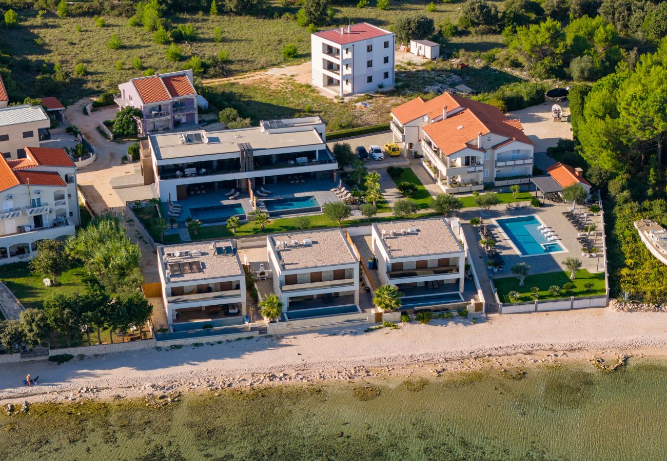 Ferienwohnung in Vir - Ferienwohnung Suva Punta 1 direkt am Meer