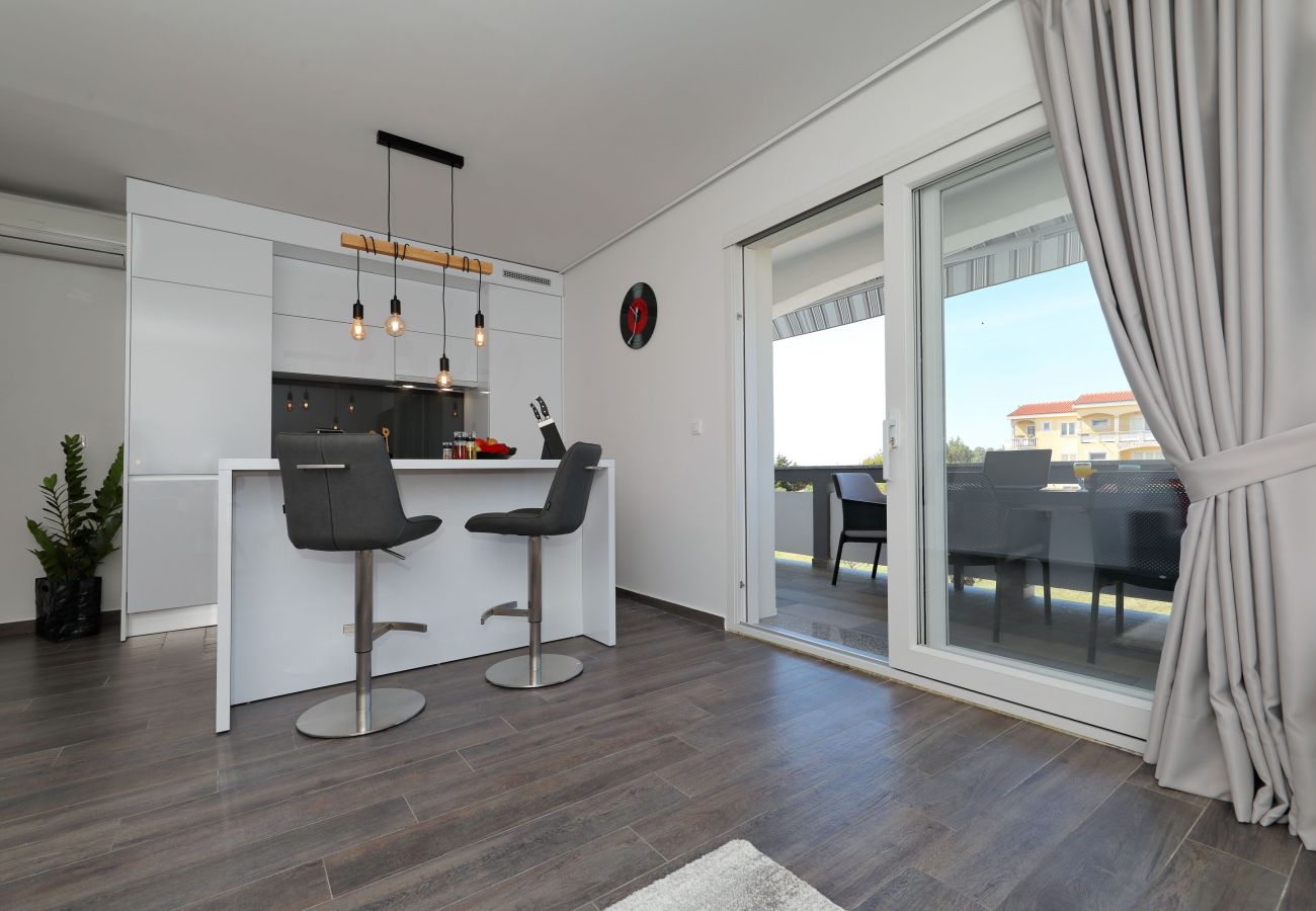 Ferienwohnung in Vir - Ferienwohnung Suva Punta 4 direkt am Meer