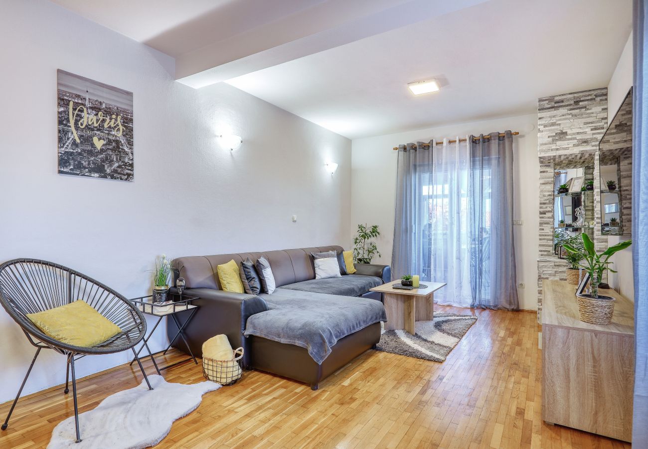 Ferienwohnung in Rovanjska - Ferienwohnung Pavao mit Whirlpool