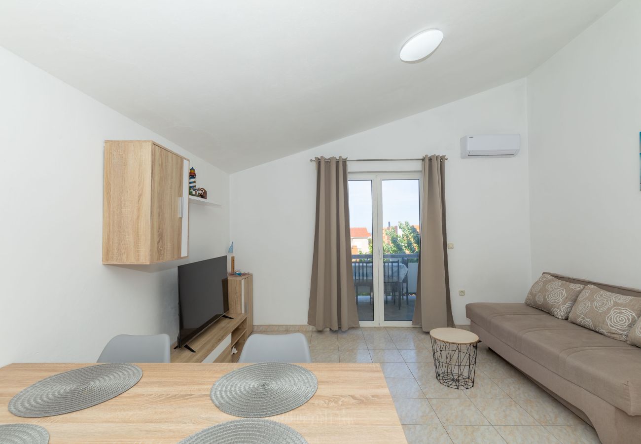 Ferienwohnung in Vrsi - Ferienwohnung Perinic No.1 in Vrsi