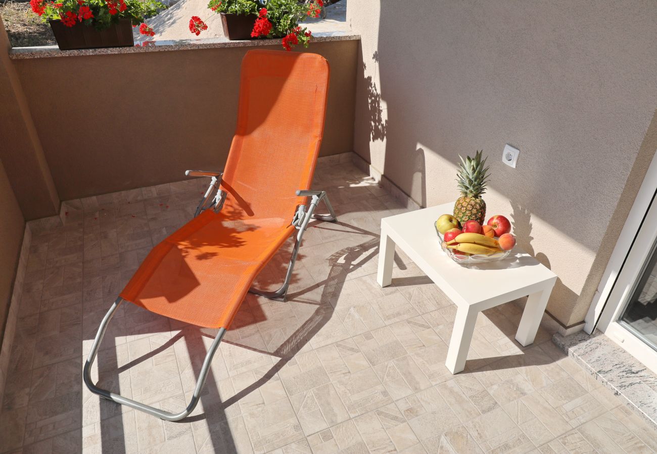Ferienwohnung in Zadar - Ferienwohnung Jerbic beim Sportzentrum Višnjik