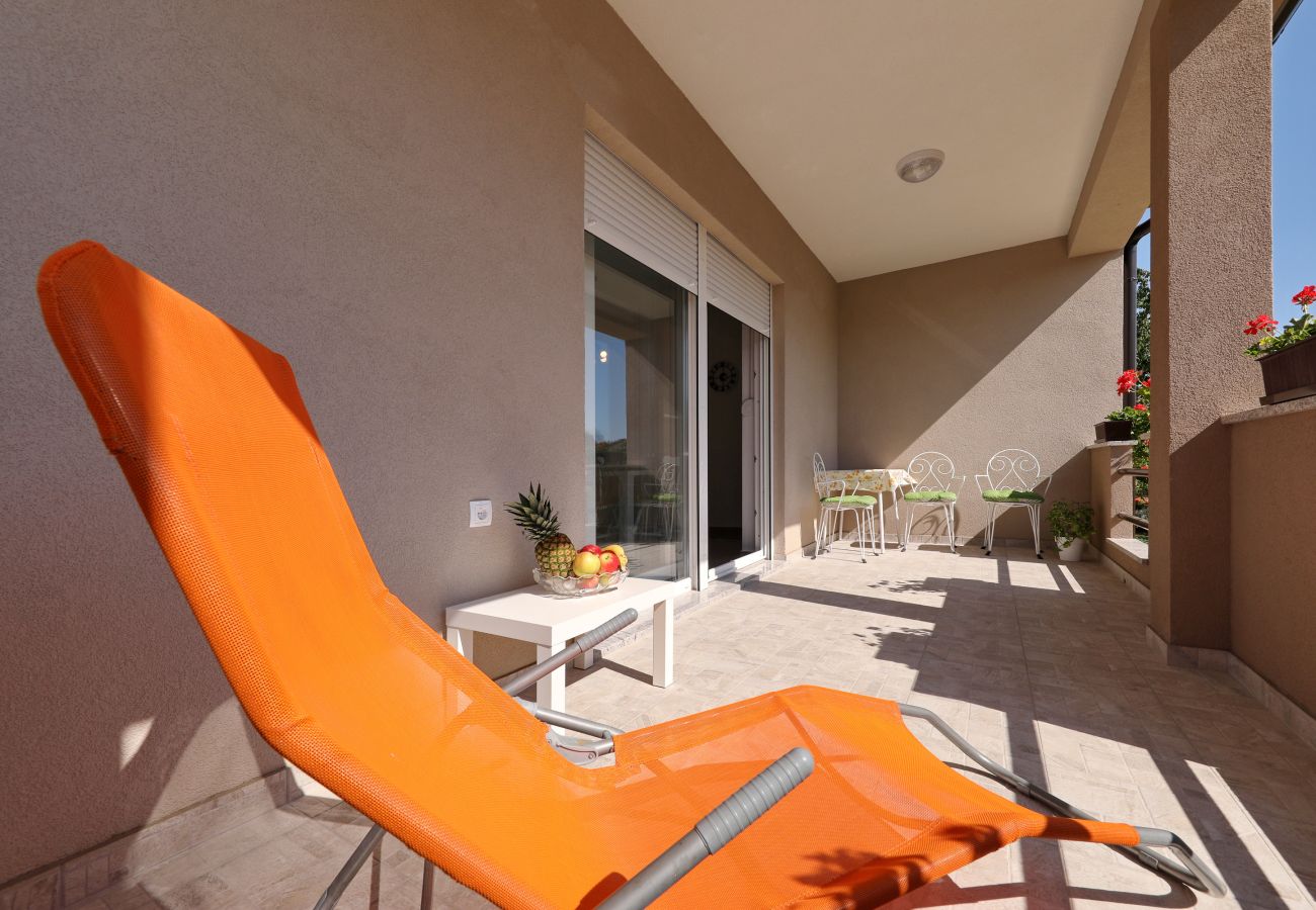 Ferienwohnung in Zadar - Ferienwohnung Jerbic beim Sportzentrum Višnjik